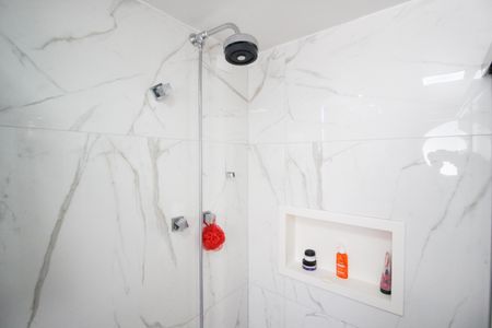 Apartamento à venda com 110m², 3 quartos e 1 vaga Apartamento à venda com 110m², 3 quartos e 1 vagaBanheiro da Suíte