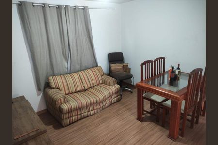 Sala  de apartamento para alugar com 2 quartos, 40m² em Igara, Canoas