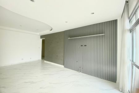 Apartamento para alugar com 83m², 2 quartos e 2 vagasSala 