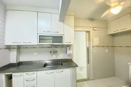 Apartamento para alugar com 83m², 2 quartos e 2 vagasCozinha 