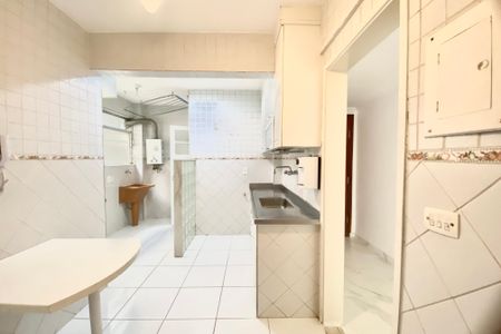 Apartamento para alugar com 83m², 2 quartos e 2 vagasCozinha 