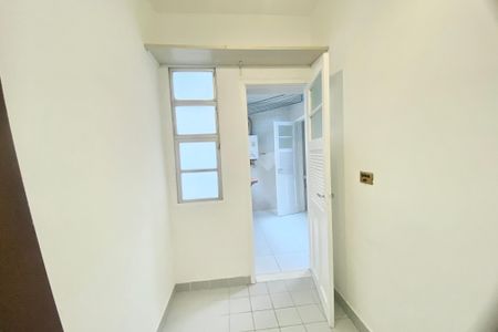 Apartamento para alugar com 83m², 2 quartos e 2 vagasQuarto de Serviço