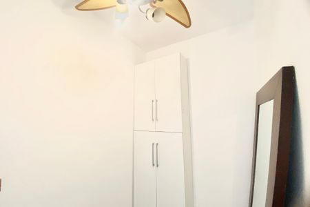 Apartamento para alugar com 83m², 2 quartos e 2 vagasQuarto de Serviço