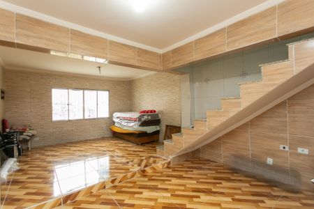 Sala de casa para alugar com 3 quartos, 150m² em Itaquera, São Paulo
