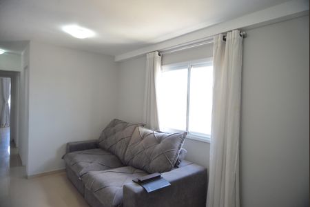 Sala de apartamento para alugar com 2 quartos, 55m² em Vila Curuçá, Santo André