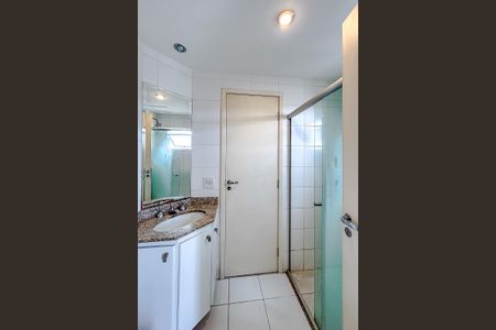 Apartamento para alugar com 70m², 2 quartos e 2 vagasBanheiro da Suíte