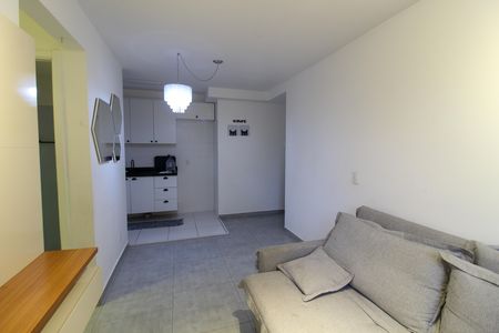 Sala de apartamento para alugar com 2 quartos, 41m² em Jardim Celeste, São Paulo