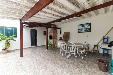 Casa à venda com 162m², 2 quartos e 1 vagaÁrea gourmet