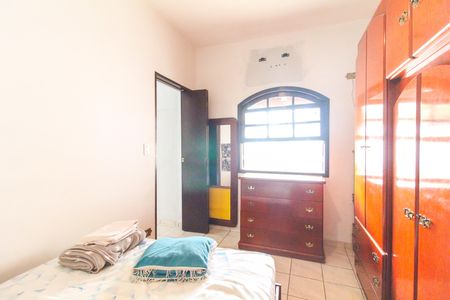 Casa à venda com 162m², 2 quartos e 1 vagaQuarto 2