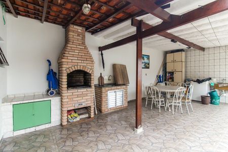 Casa à venda com 162m², 2 quartos e 1 vagaÁrea gourmet