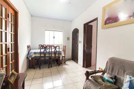 Sala de casa à venda com 2 quartos, 162m² em Vila Jacuí, São Paulo