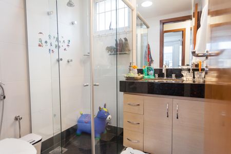 Apartamento à venda com 134m², 3 quartos e 4 vagasBanheiro Social