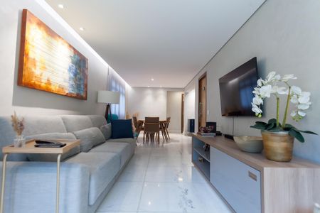 Apartamento à venda com 134m², 3 quartos e 4 vagasSala de TV