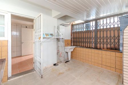 Casa para alugar com 200m², 4 quartos e 2 vagasÁrea de Serviço