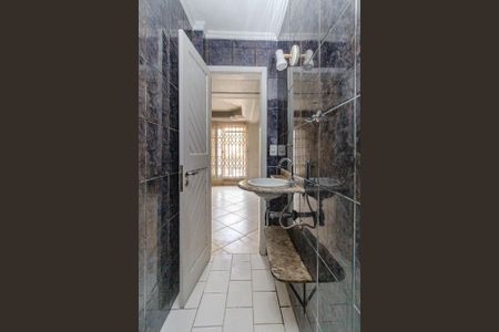 Casa para alugar com 200m², 4 quartos e 2 vagasLavabo