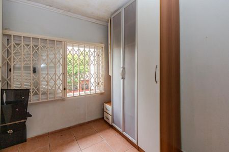 Casa para alugar com 200m², 4 quartos e 2 vagasQuarto 1