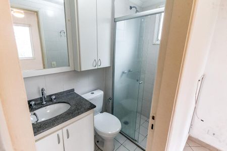 Apartamento à venda com 61m², 3 quartos e 1 vaga Apartamento à venda com 61m², 3 quartos e 1 vagaBanheiro da Suíte