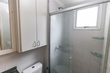 Apartamento à venda com 61m², 3 quartos e 1 vaga Apartamento à venda com 61m², 3 quartos e 1 vagaBanheiro da Suíte