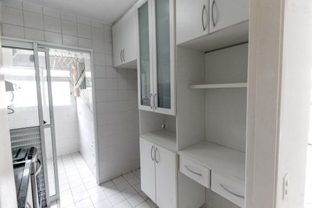 Apartamento à venda com 61m², 3 quartos e 1 vaga Apartamento à venda com 61m², 3 quartos e 1 vagaCozinha - Armários
