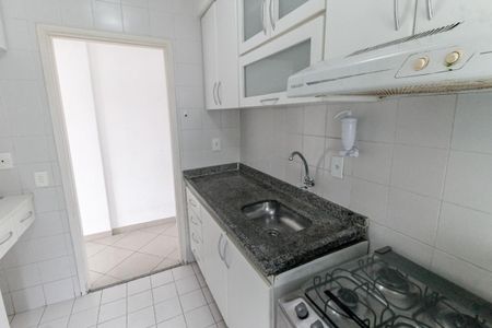 Apartamento à venda com 61m², 3 quartos e 1 vaga Apartamento à venda com 61m², 3 quartos e 1 vagaCozinha - Armários