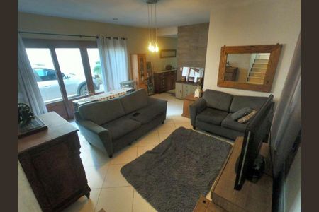 Casa para alugar com 3 quartos, 290m² em Passo d’Areia, Porto Alegre