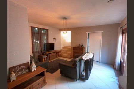 Casa para alugar com 3 quartos, 290m² em Passo d’Areia, Porto Alegre