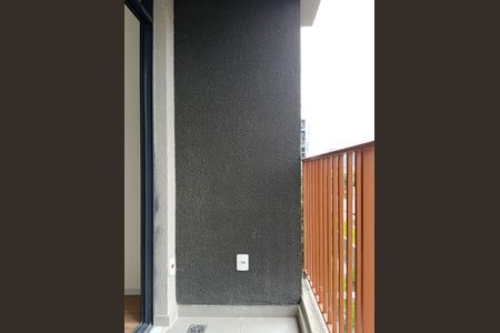 Varanda de kitnet/studio para alugar com 1 quarto, 28m² em Pinheiros, São Paulo
