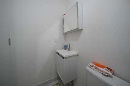 Apartamento à venda com 34m², 2 quartos e sem vagaBanheiro