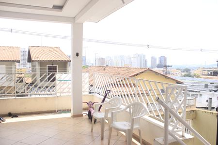 Casa para alugar com 250m², 3 quartos e 2 vagasVaranda 2