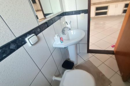 Casa para alugar com 250m², 3 quartos e 2 vagasLavabo 