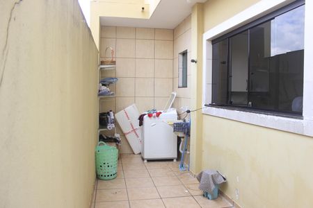Casa para alugar com 250m², 3 quartos e 2 vagasLavanderia 