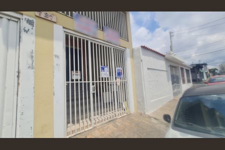 Casa para alugar com 250m², 3 quartos e 2 vagasFachada 