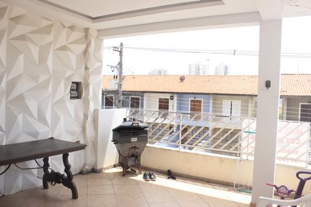 Casa para alugar com 250m², 3 quartos e 2 vagasVaranda 2