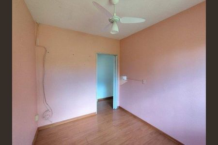 Quarto 2 de apartamento para alugar com 2 quartos, 66m² em Jardim Itu, Porto Alegre