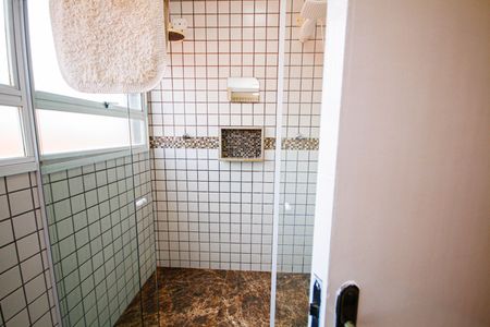 Casa para alugar com 370m², 4 quartos e 4 vagasBanheiro da Suíte 1