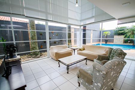 Casa para alugar com 370m², 4 quartos e 4 vagasSala