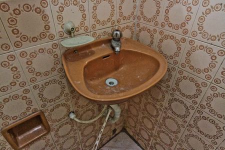 Casa para alugar com 170m², 2 quartos e 7 vagasEdícula - banheiro