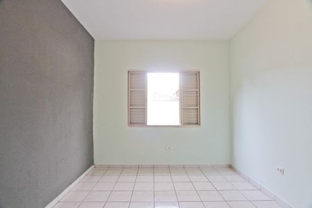 Quarto 1 de casa para alugar com 2 quartos, 170m² em Vila Albertina, São Paulo