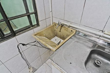 Casa para alugar com 170m², 2 quartos e 7 vagasEdícula - cozinha