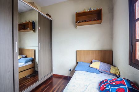 Casa para alugar com 200m², 4 quartos e 1 vagaQuarto