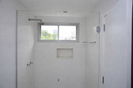 Apartamento à venda com 205m², 4 quartos e 2 vagas Apartamento à venda com 205m², 4 quartos e 2 vagasBanheiro Social