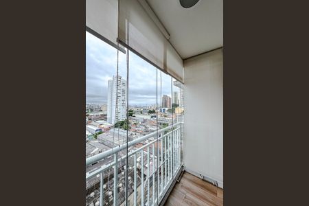 Varanda da Sala de apartamento à venda com 2 quartos, 45m² em Jardim Sabara, São Paulo