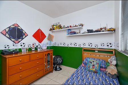 Apartamento à venda com 121m², 3 quartos e 2 vagasQuarto 2