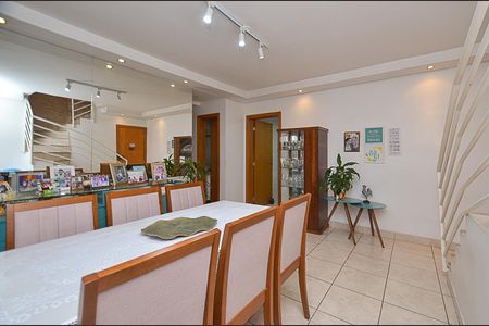 Apartamento à venda com 121m², 3 quartos e 2 vagasSala Ambientes