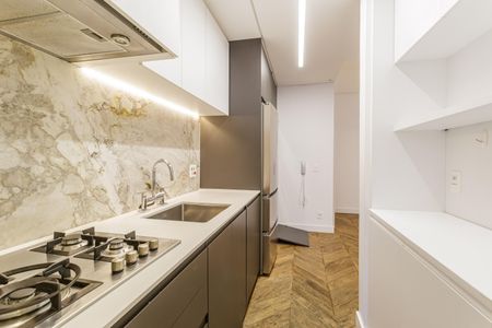 Apartamento à venda com 126m², 2 quartos e 2 vagasCozinha