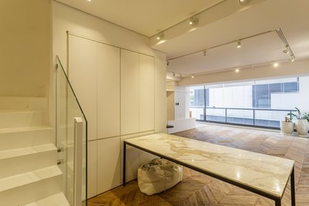 Sala de apartamento à venda com 2 quartos, 126m² em Itaim Bibi, São Paulo