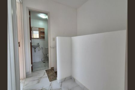 Casa de condomínio para alugar com 150m², 3 quartos e 2 vagasHall