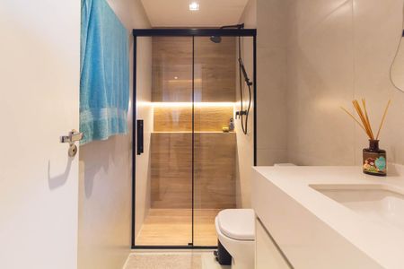 Apartamento à venda com 92m², 2 quartos e 2 vagasBanheiro 1