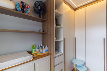 Apartamento à venda com 92m², 2 quartos e 2 vagasQuarto 2