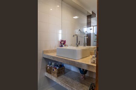 Apartamento à venda com 95m², 3 quartos e 1 vagaBanheiro da Suíte